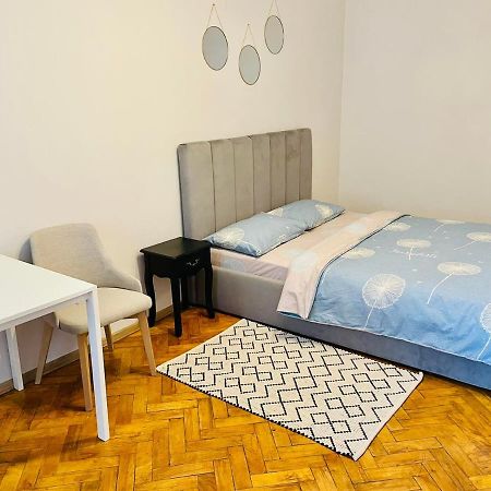 Джерельна 25, Апартаменти В Центрі З Двома Ізольованими Спальнями Lwów Zewnętrze zdjęcie