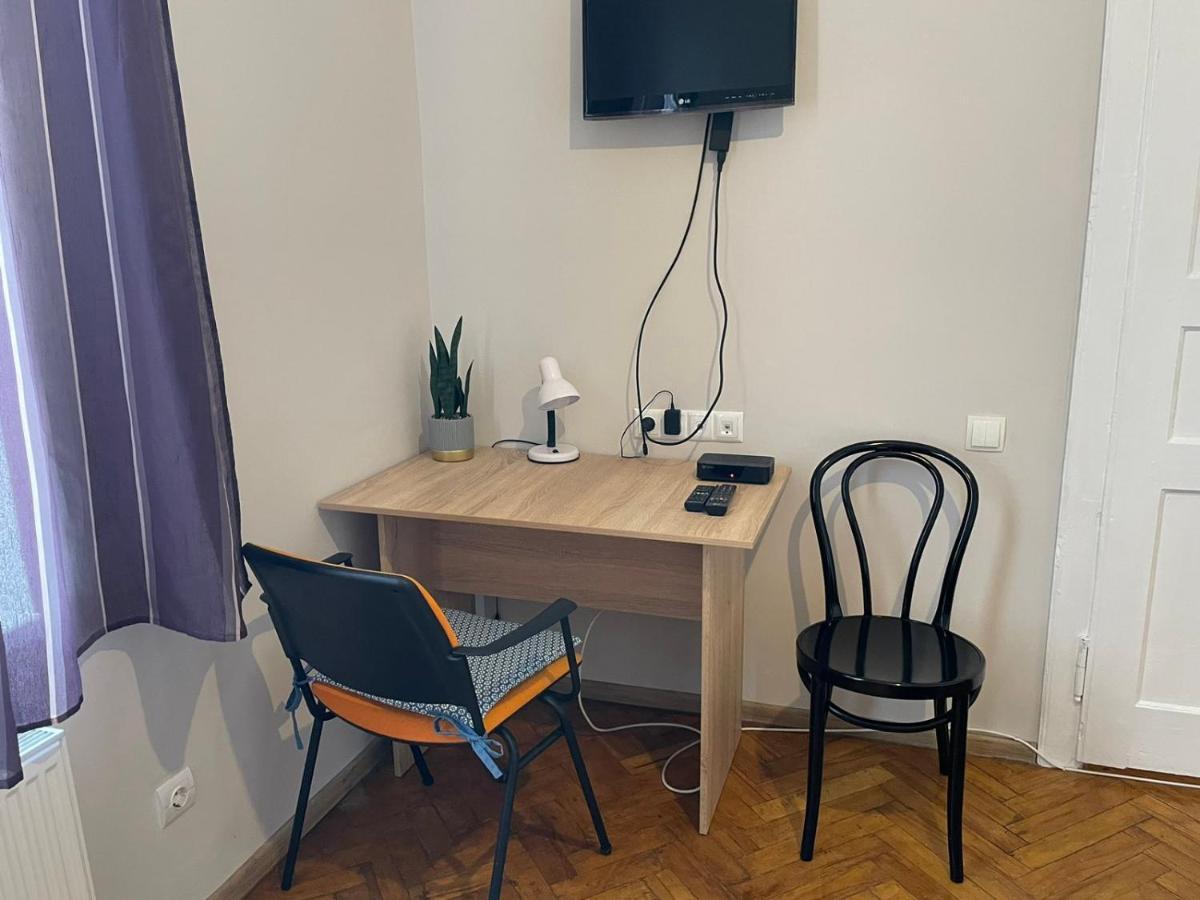 Джерельна 25, Апартаменти В Центрі З Двома Ізольованими Спальнями Lwów Zewnętrze zdjęcie
